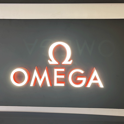 Channel letter sign for store